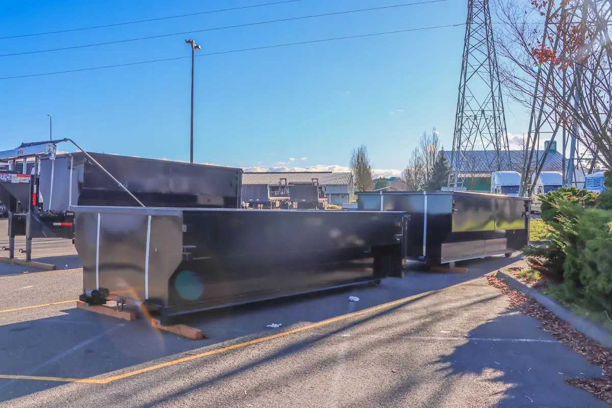 Professional dumpster rental and junk removal service in Willoughby